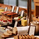 Ξενοδοχείο Limerick Strand Hotel 4*
