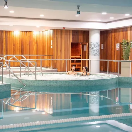 فندق ليمريك شتراند 4* Limerick Junction
