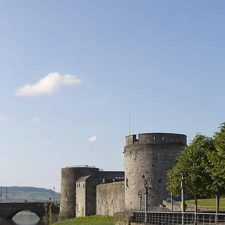 Limerick Strand Hotel 4*