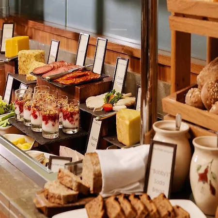 Limerick Strand Hotel 4* Limerick