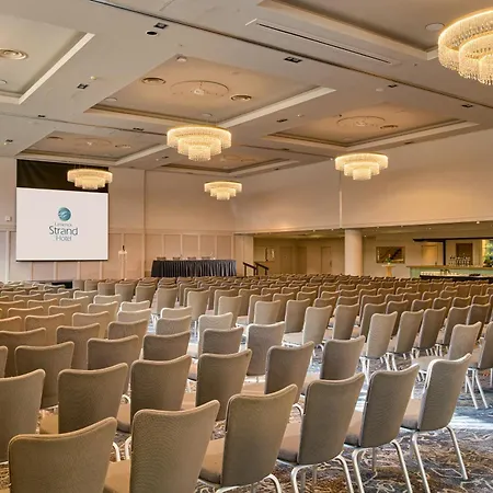 Limerick Strand Hotel Отель 4*