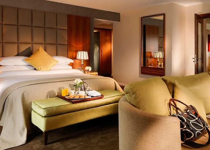 Limerick Strand Hotel Отель