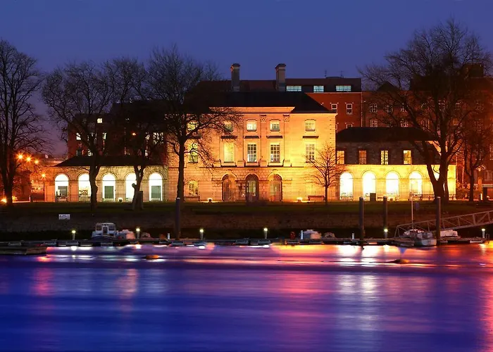 Limerick Strand Hotel Лимерик