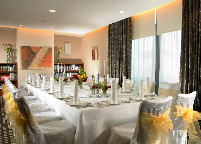 Limerick Strand Hotel Отель Лимерик