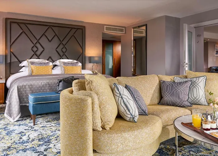 Отель Limerick Strand Hotel 4*